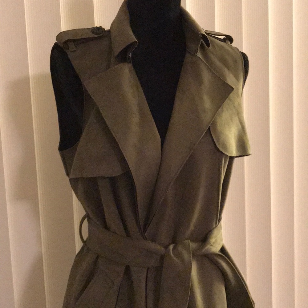 Suede like bebe olive green vest, shaket or dress size medium - Picture 2 of 5